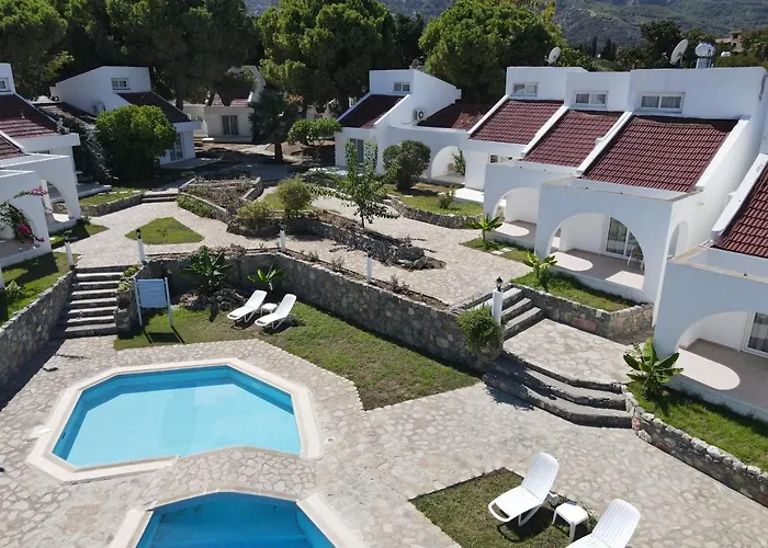 Club Lapethos Bungalow