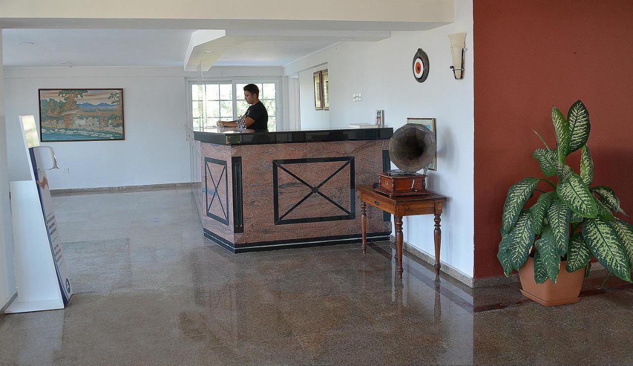Club Lapethos Bungalow 3* Кирения