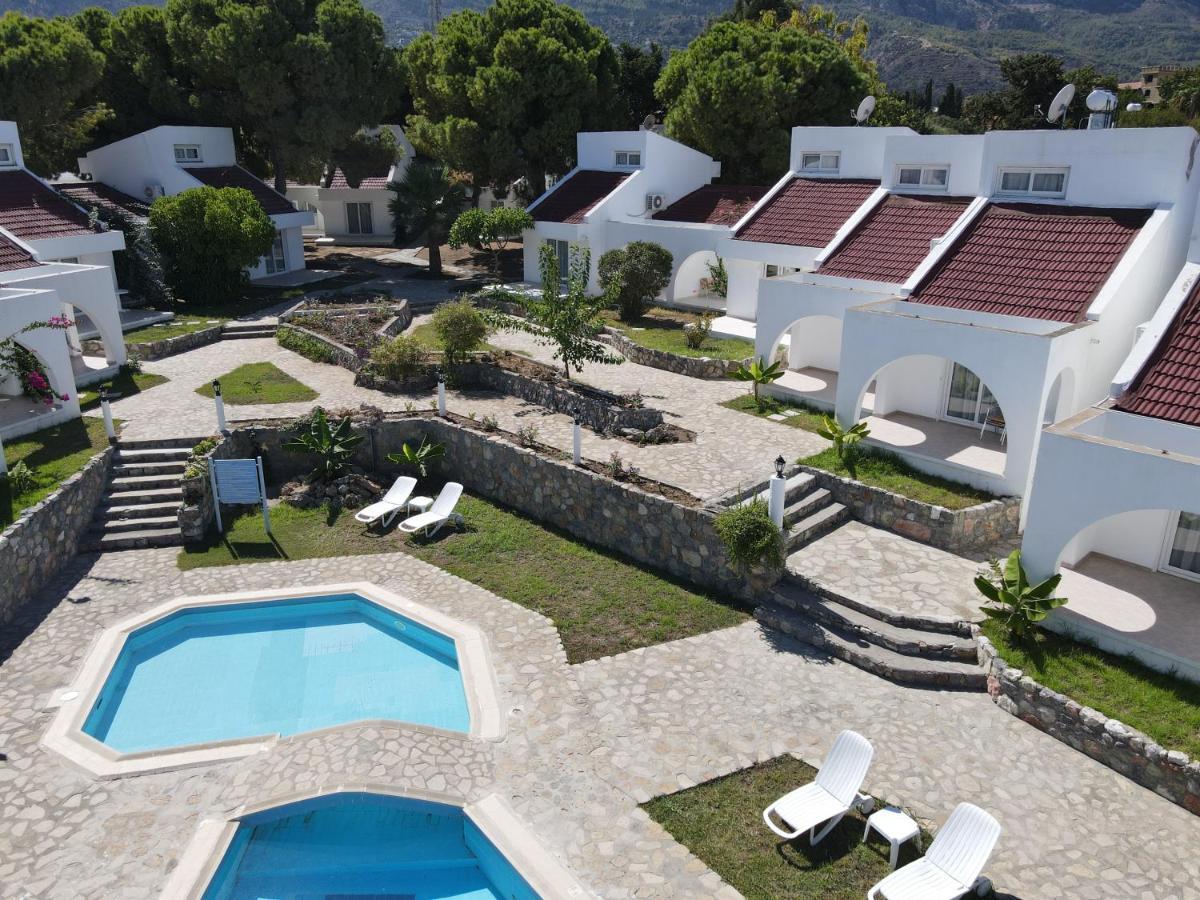 Отель Club Lapethos Bungalow Кирения